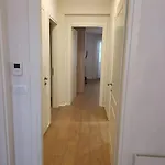 House Apartment *