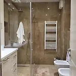 House Apartment *