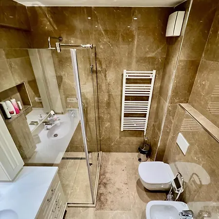 House Apartamento Tirana